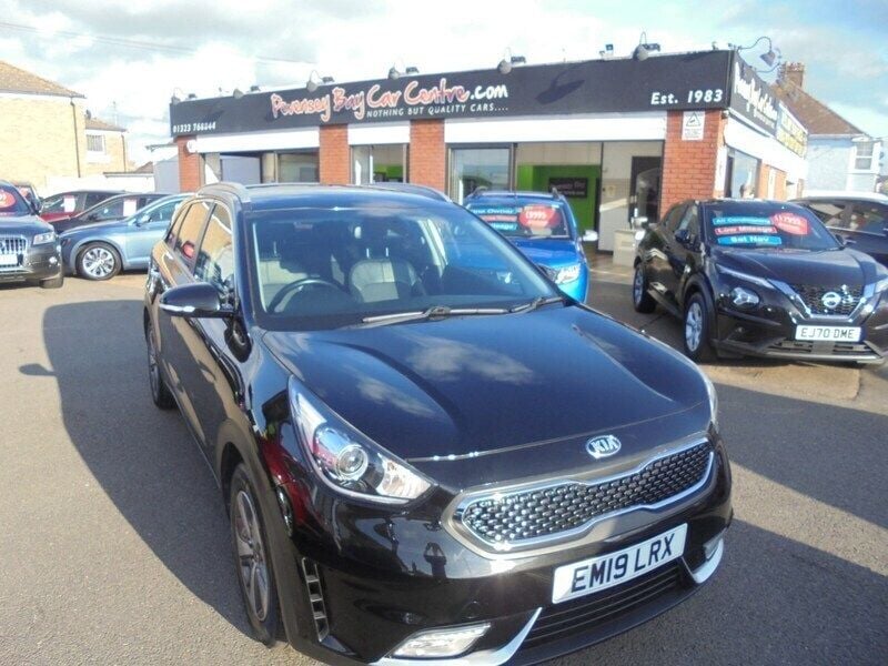 Black Used 2019 Kia Niro 2 SUV | £13,995 (Fair price) - Image 1/4