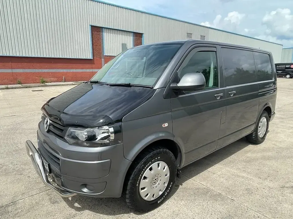 Used VW T5 Trendline 140 HP (102 kW) 2014 Grey Van