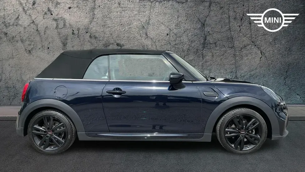 Used Mini Cooper Cabriolet Sport 134 HP (98 kW) 2024 Black Cabriolet