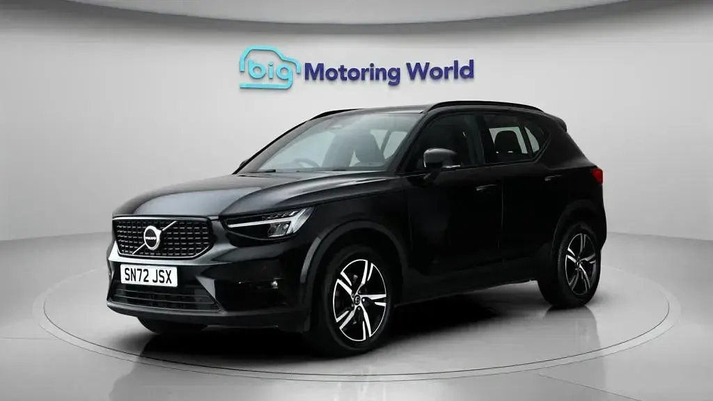 Used Volvo XC40 Plus 163 HP (119 kW) 2023 Black SUV