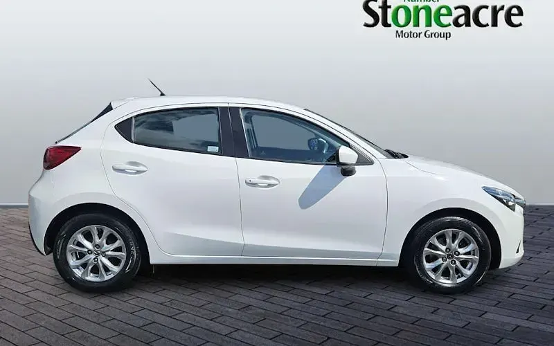 Used Mazda 2 75 HP (55 kW) 2019 Hatchback