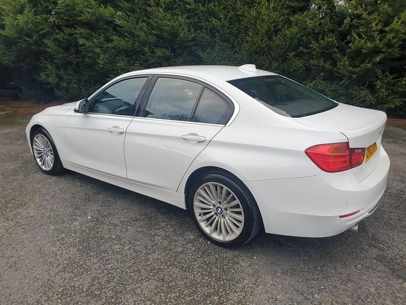 Used BMW 320 Luxury Line 2012 White Sedan