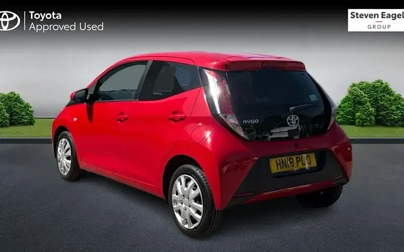 Used Toyota Aygo X-play 69 HP (50 kW) 2018 Hatchback