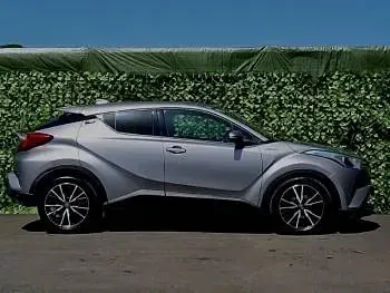Used Toyota C-HR 122 HP (89 kW) 2017 Silver SUV