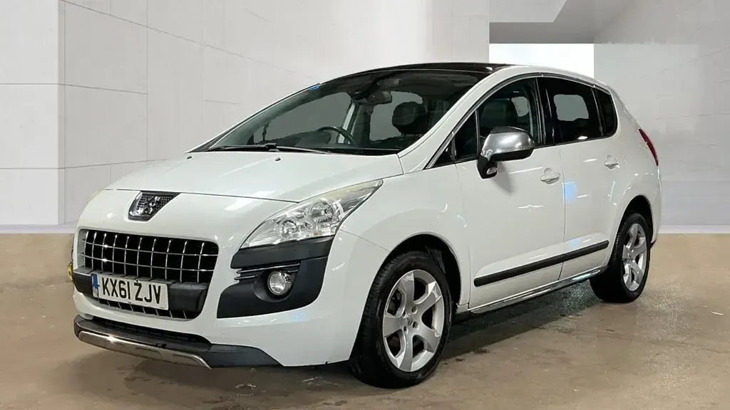 Used Peugeot 3008 112 HP (82 kW) 2011 White Estate