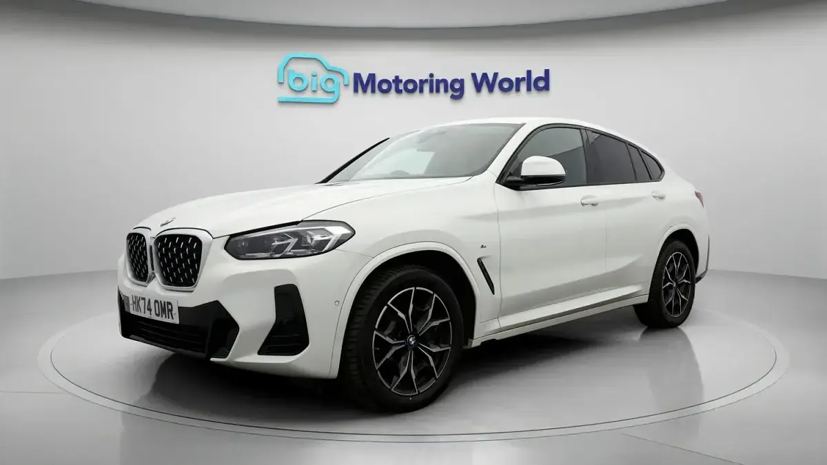 Używany BMW X4 M Sport 190 KM (139 kW) 2024 Biały SUV