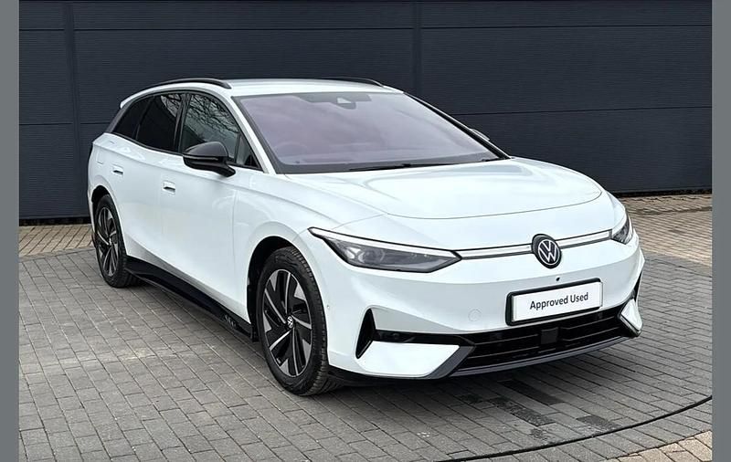 Used VW ID.7 Pro 210 kW (286 HP) 2025 White Estate