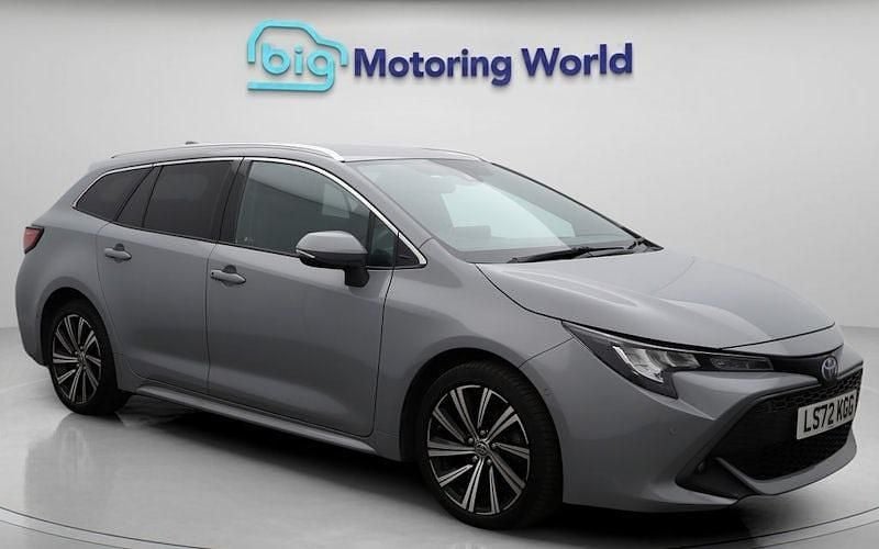 Used 2022 Toyota Corolla Design Estate | £18,000 (Fair price) - Image 1/4