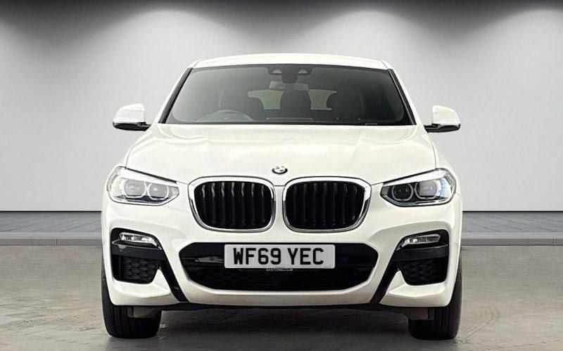 Gebraucht BMW X4 M Sport 265 PS (194 kW) 2019 Weiß SUV