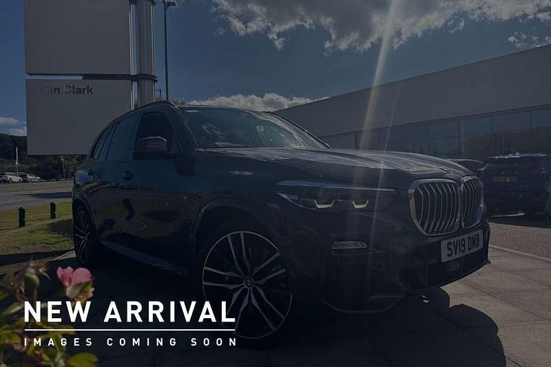 Grey Used 2019 BMW X5 M Sport SUV | £36,600 (Fair price) - Image 1/4