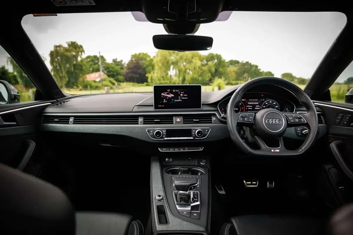 Used Audi A5 Performance 190 HP (139 kW) 2020 Black Coupe