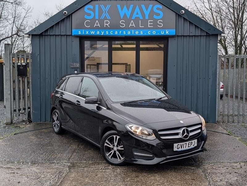 Black Used 2017 Mercedes B180 SE MPV | £9,990 (Fair price) - Image 1/2