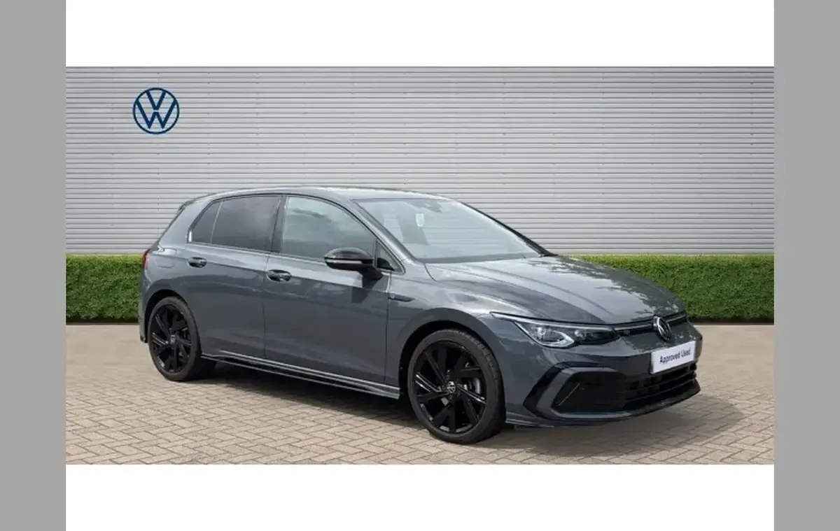 Second-hand VW Golf VIII Black Edition 190 CP (139 kW) 2024 Hatchback