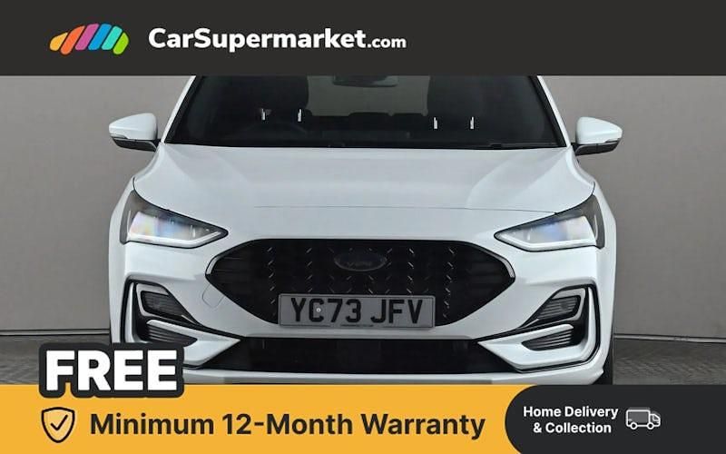 Used Ford Focus ST-Line 125 HP (91 kW) 2023 White Hatchback