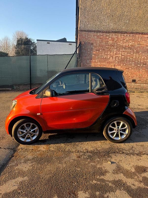 Used Smart ForTwo Coupé Passion 71 HP (52 kW) 2018 Black Coupe