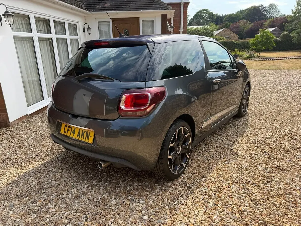 Used Citroën DS3 91 HP (66 kW) 2014 Grey Hatchback