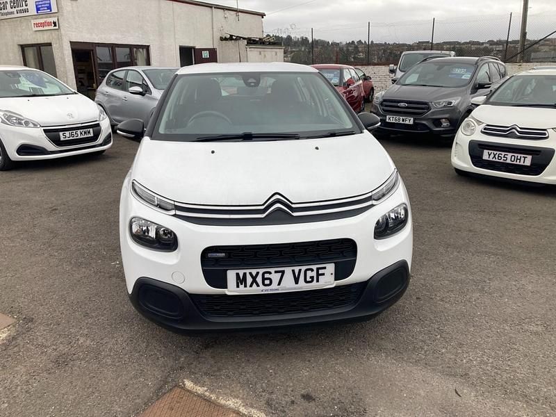 Used Citroën C3 PureTech 110 HP (80 kW) 2017 White Hatchback