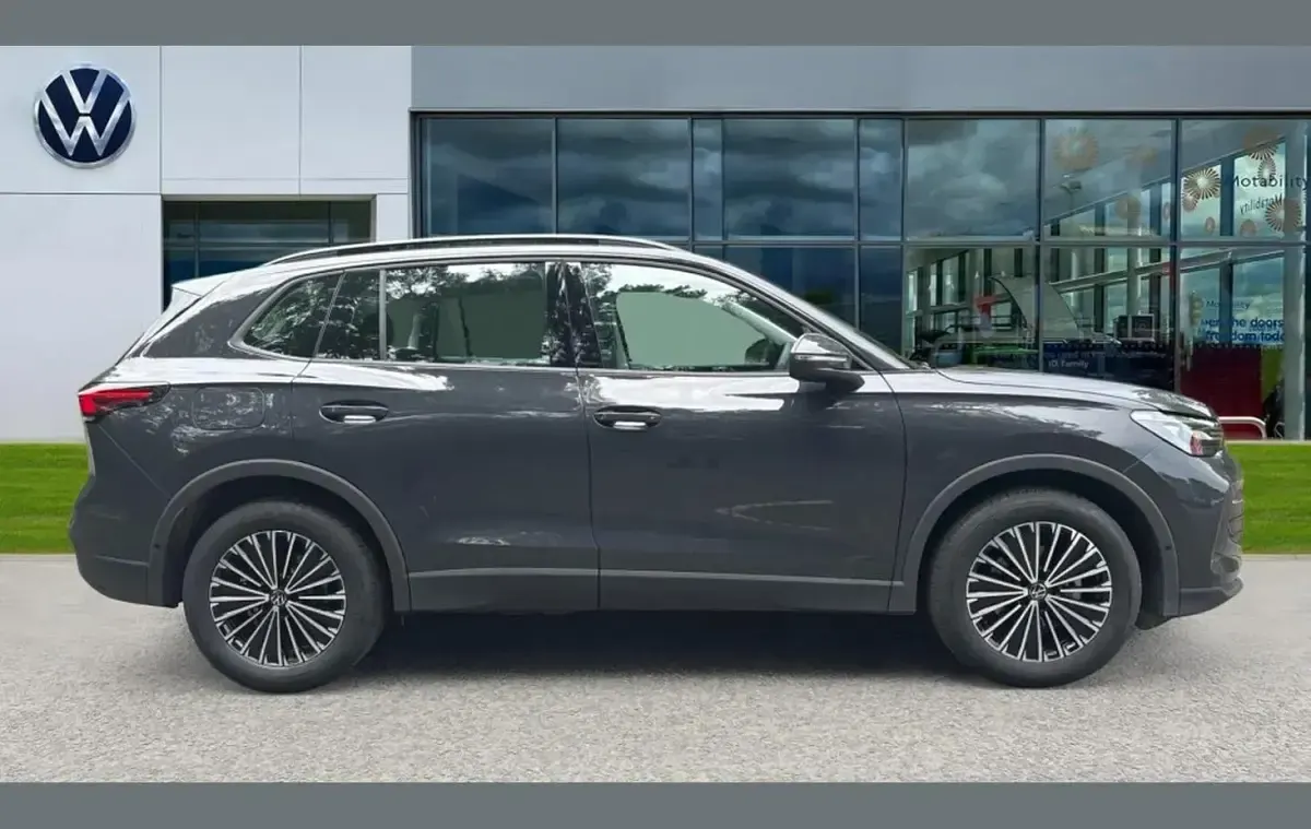 New VW Tiguan Life 128 HP (94 kW) 2026 Grey SUV
