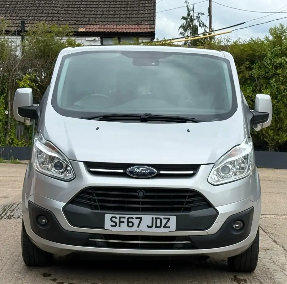 Used Ford Tourneo Titanium 130 HP (95 kW) 2017 Silver MPV