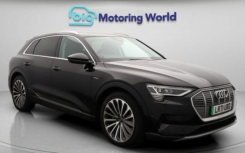 Used 2022 Audi e-tron Sport SUV | £18,400 (Fair price) - Image 1/4