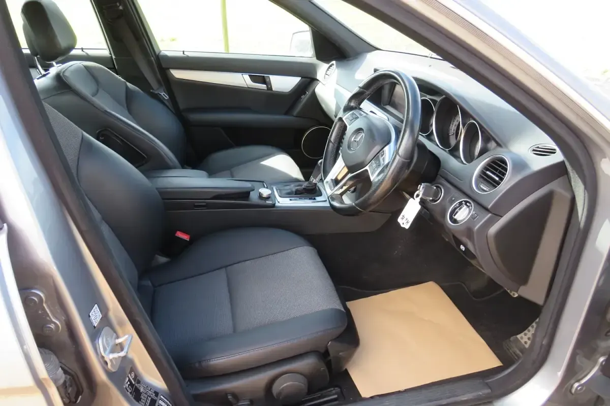 Used Mercedes C180 AMG 156 HP (114 kW) 2012 Bronze Sedan