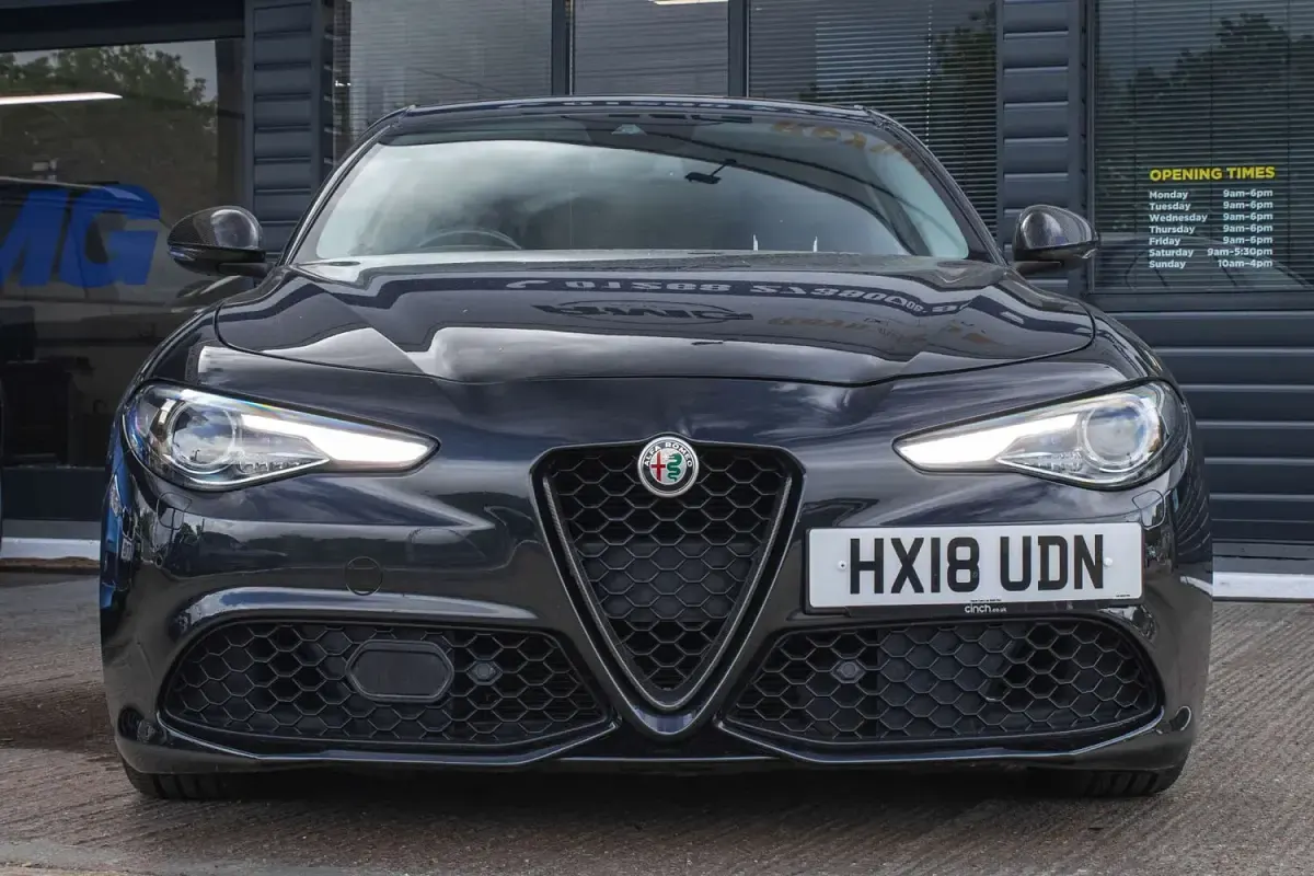 Used Alfa Romeo Giulia Saloon Veloce 280 HP (205 kW) 2018 Black Sedan