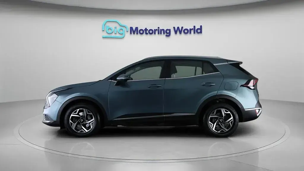 Usado Kia Sportage 148 HP (108 kW) 2023 Cinzento SUV