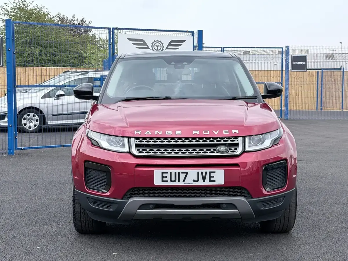 Used Land Rover Range Rover evoque SE 2017 Red Estate