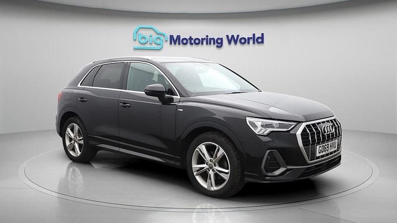 Used Audi Q3 S-Line 150 HP (110 kW) 2019 Black SUV