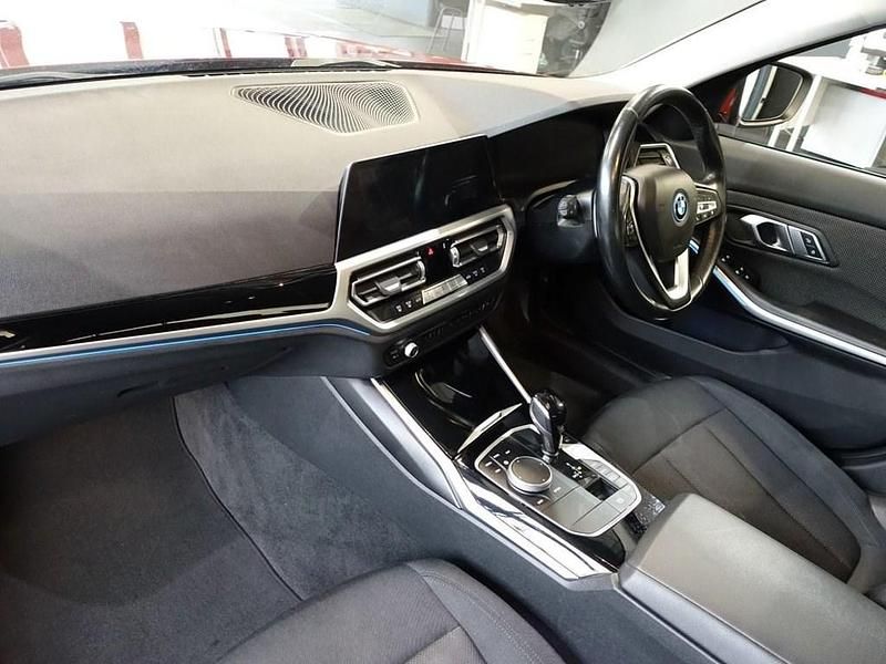 Used BMW 330e Comfort Edition 288 HP (211 kW) 2022 Orange Sedan