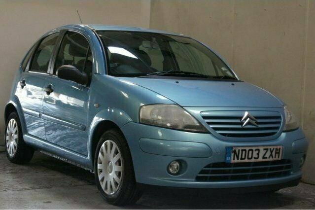 Used Citroën C3 75 HP (55 kW) 2003 Red Hatchback