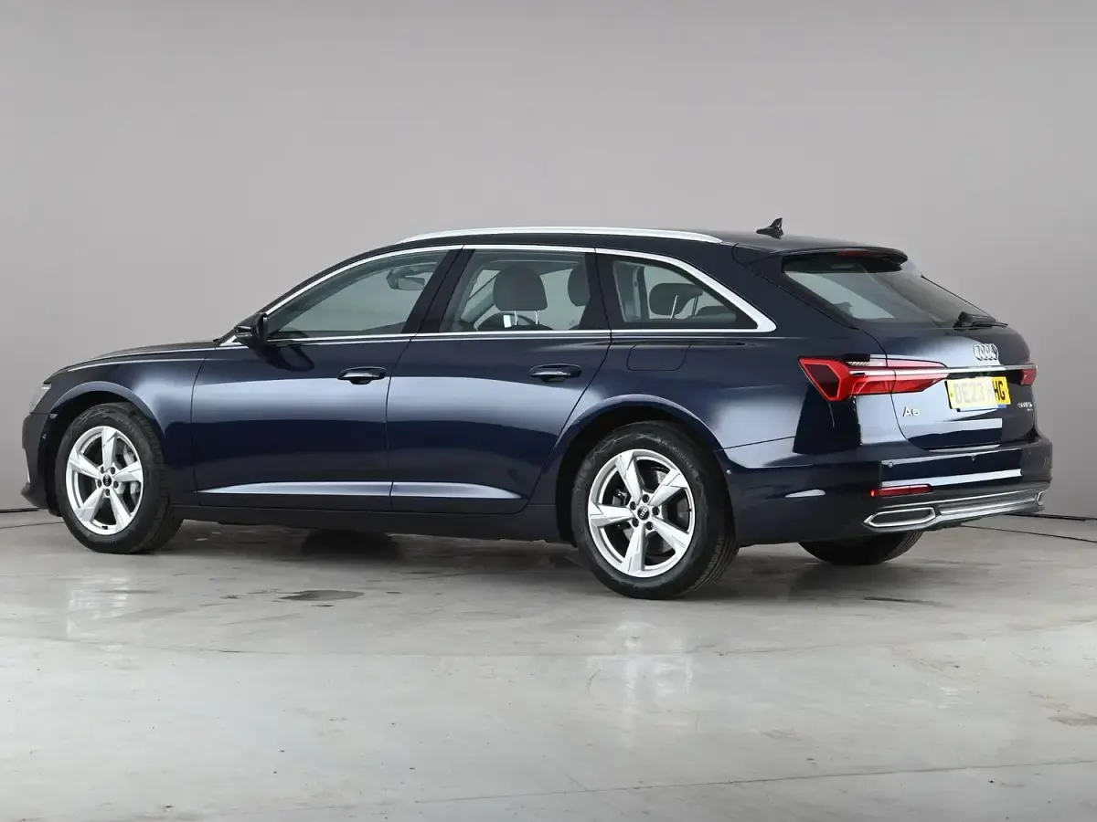 Used Audi A6 Sport 299 HP (219 kW) 2023 Blue Estate