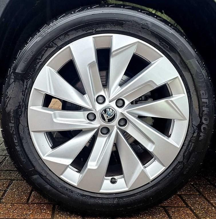 Used Skoda Kodiaq SE L 110 HP (80 kW) 2024 Silver SUV