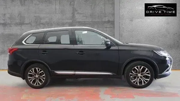 Used Mitsubishi Outlander 147 HP (108 kW) 2018 Black SUV