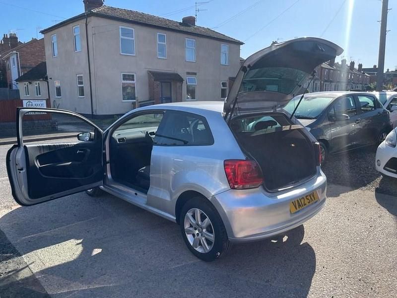 Used VW Polo Match 75 HP (55 kW) 2012 Silver Hatchback