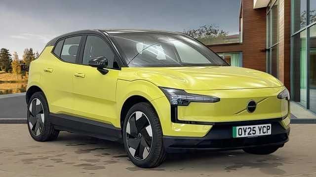 Used 2025 Volvo EX30 Performance SUV | £26,950 (Super price) - Image 1/4