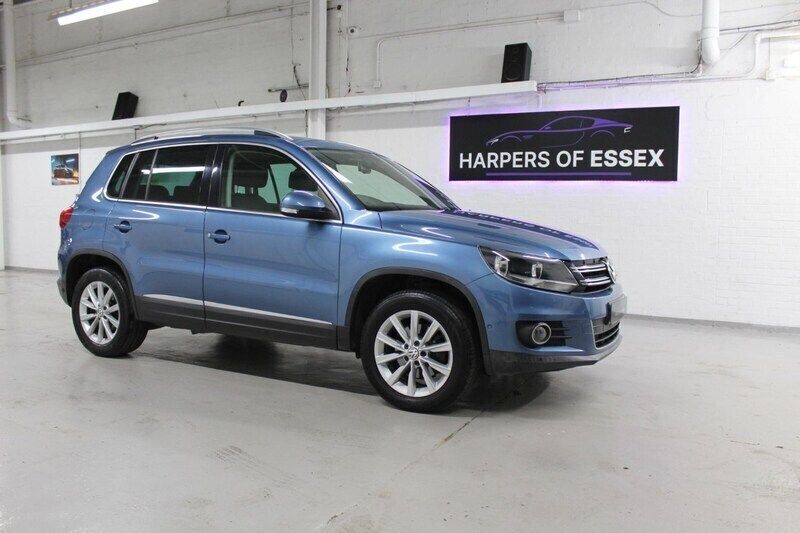 Blue Used 2012 VW Tiguan SE SUV | £5,795 (Fair price) - Image 1/4
