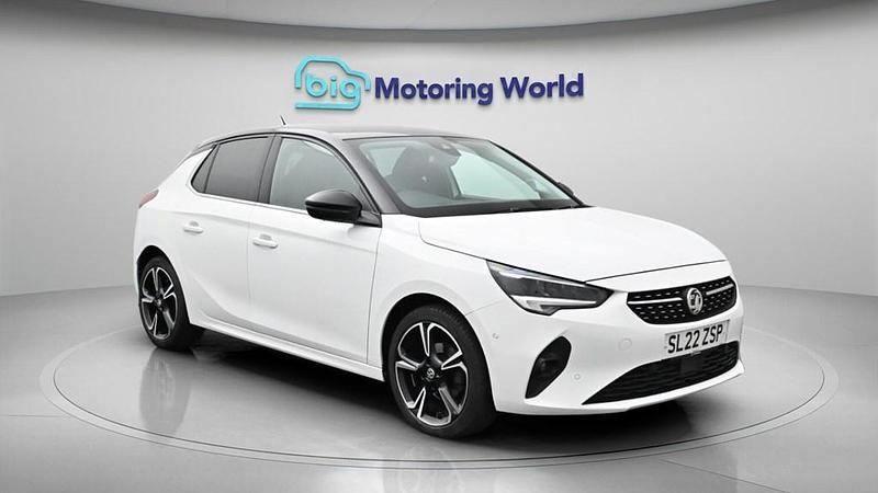 Used Vauxhall Corsa Edition 75 HP (55 kW) 2022 White Hatchback