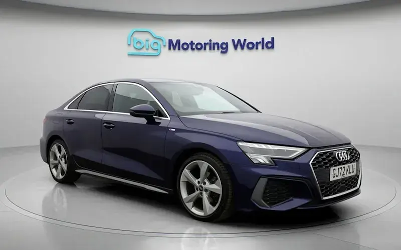 Używany Audi A3 S-Line 150 KM (110 kW) 2024 Sedan/Limuzyna