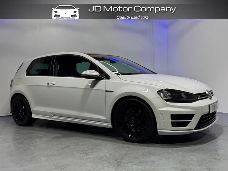 Used VW Golf VII R 2015 White