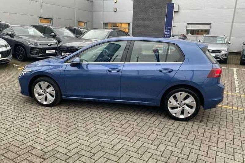 Used VW Golf VIII 204 HP (150 kW) 2025