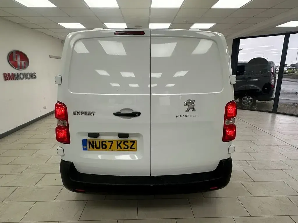Used Peugeot Expert S 2017 White Van