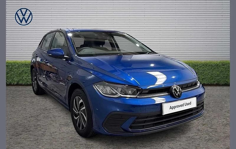 Used VW Polo Life 95 HP (69 kW) 2023 Blue Hatchback