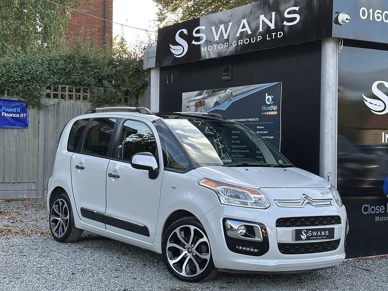 White Used 2015 Citroën C3 Picasso Exclusive MPV | £5,295 (Fair price) - Image 1/3