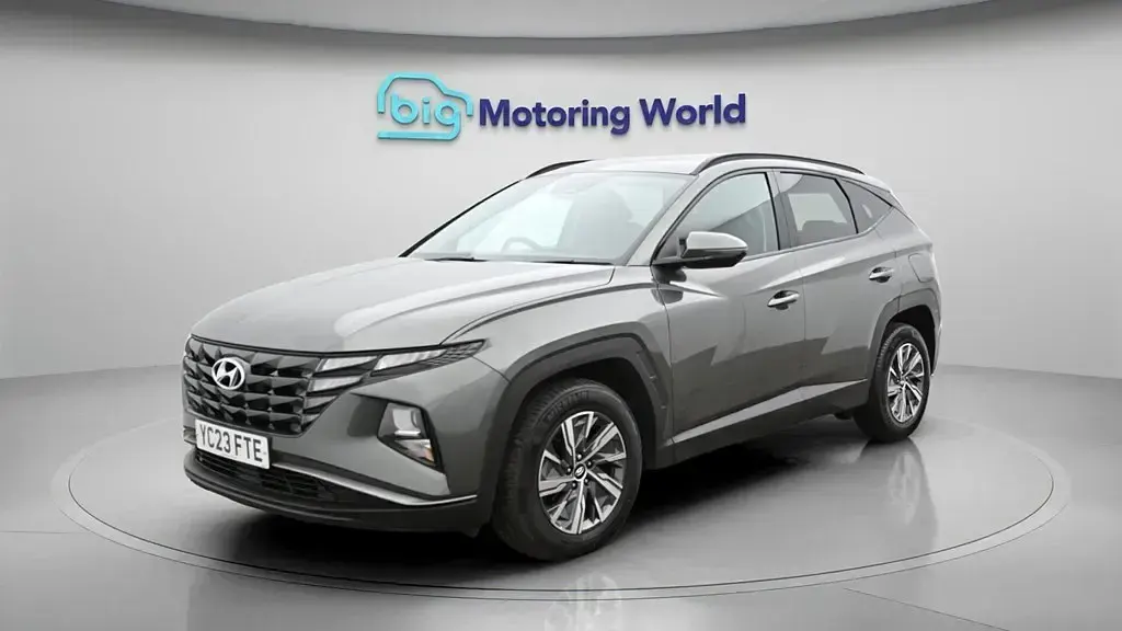 Usado Hyundai Tucson SE 150 CV (110 kW) 2023 Gris SUV