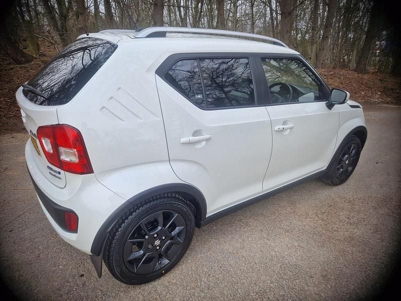 Used Suzuki Ignis SZ5 90 HP (66 kW) 2017 White SUV