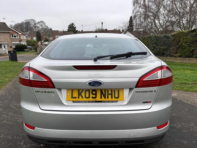 Used Ford Mondeo Titanium X 140 HP (102 kW) 2009 Silver Hatchback