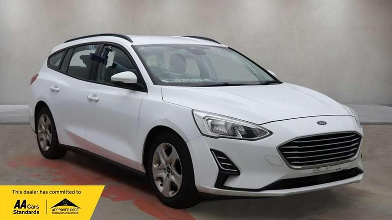 Used Ford Focus Style 95 HP (69 kW) 2019 White Estate