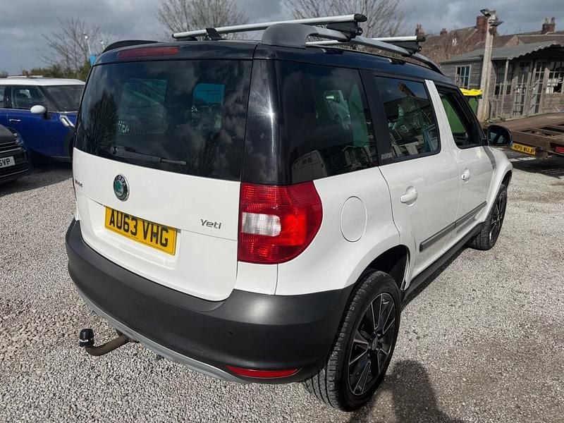 Used Skoda Yeti Adventure 140 HP (102 kW) 2013 White SUV