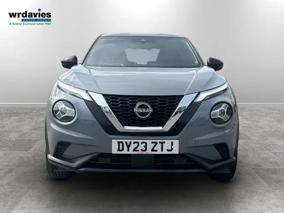Used Nissan Juke N-Connecta 114 HP (83 kW) 2023 Grey SUV